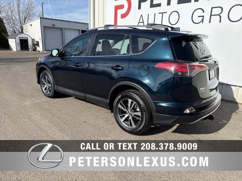 Used 2018 Toyota RAV4 XLE image 5