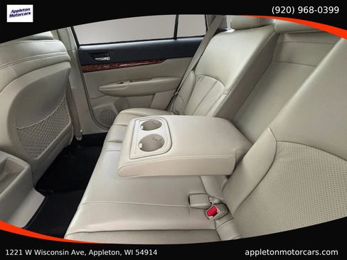 Used 2011 Subaru Outback 2.5i Limited w/ PWR Moonroof Pkg AWD/4WD image 31