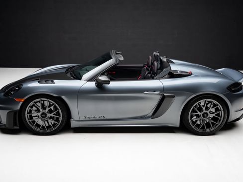 Used 2024 Porsche 718 Boxster Spyder RS RWD image 22