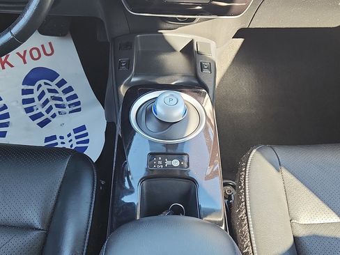 Used 2015 Nissan Leaf SL w/ Premium Package image 19