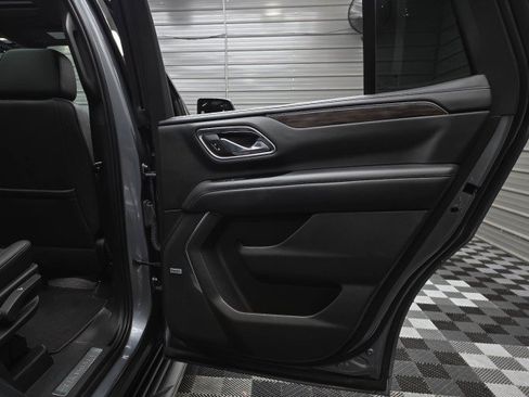 Used 2021 Chevrolet Tahoe LT w/ LT Signature Package AWD/4WD image 38