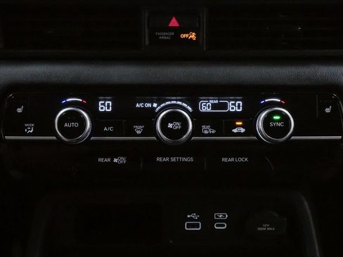 Used 2024 Honda Pilot EX-L image 17