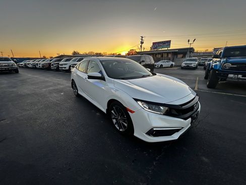 Used 2019 Honda Civic EX image 1