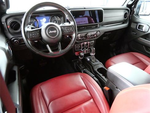 Used 2024 Jeep Wrangler Unlimited Rubicon 392 image 4