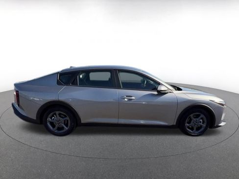 Used 2026 Kia K4 FWD image 16