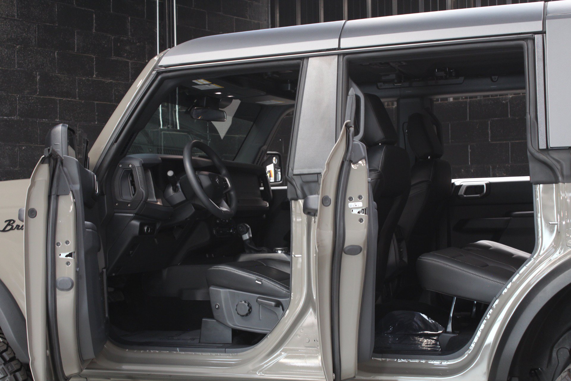 Used 2025 Ford Bronco 4-Door AWD/4WD image 30