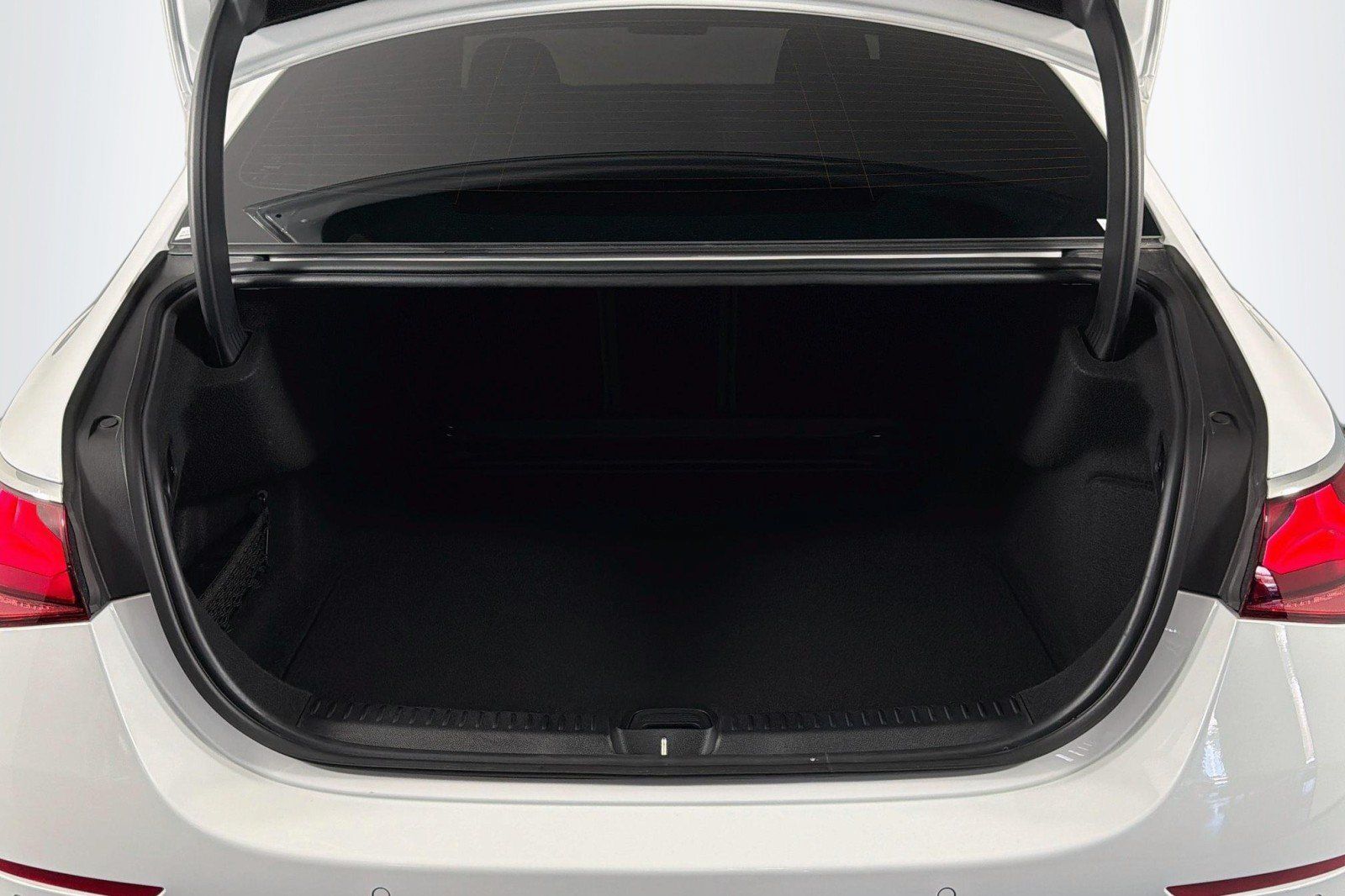 Certified 2026 Mercedes-Benz E 350 4MATIC Sedan image 24