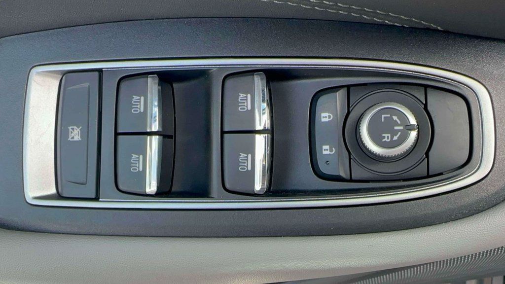 Certified 2022 Subaru Outback Limited AWD/4WD image 13