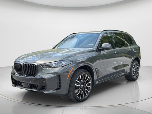 New 2026 BMW X5 xDrive40i w/ M Sport Package image 1