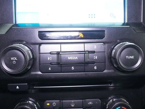 Used 2017 Ford F150 XLT w/ Equipment Group 302A Luxury RWD image 36