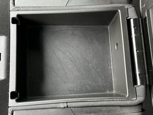 Used 2022 Chevrolet Silverado 1500 Custom image 18