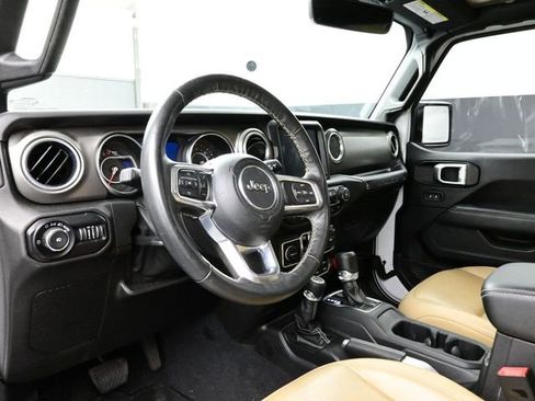 Used 2019 Jeep Wrangler Unlimited Rubicon image 4