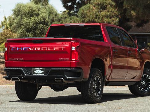 Used 2020 Chevrolet Silverado 1500 Custom Trail Boss w/ Custom Convenience Package image 9