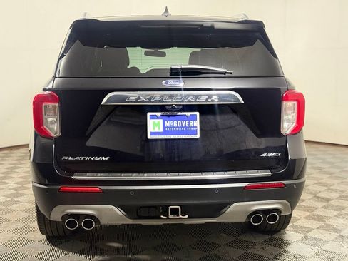 Used 2022 Ford Explorer Platinum w/ Equipment Group 601A AWD/4WD image 5