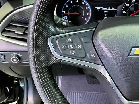 Used 2024 Chevrolet Malibu LS image 11