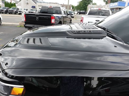 Used 2025 RAM 1500 Laramie w/ Sport Appearance Package AWD/4WD image 8