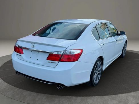 Used 2014 Honda Accord Sport image 4
