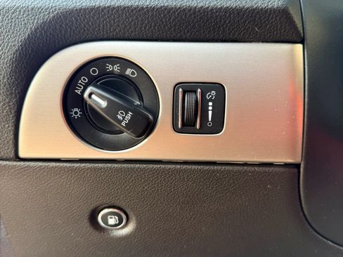 Used 2015 Dodge Durango R/T w/ Technology Group AWD/4WD image 13
