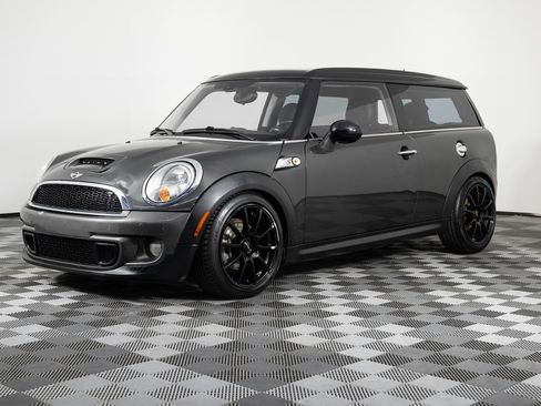 Used 2013 MINI Cooper Clubman S FWD image 1