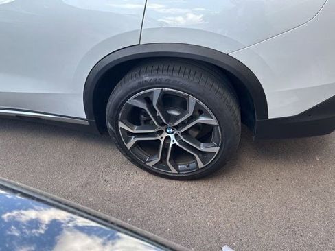 Used 2021 BMW X5 xDrive40i w/ Premium Package image 4