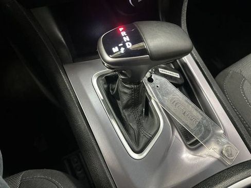 Used 2019 Dodge Charger SXT AWD/4WD image 21
