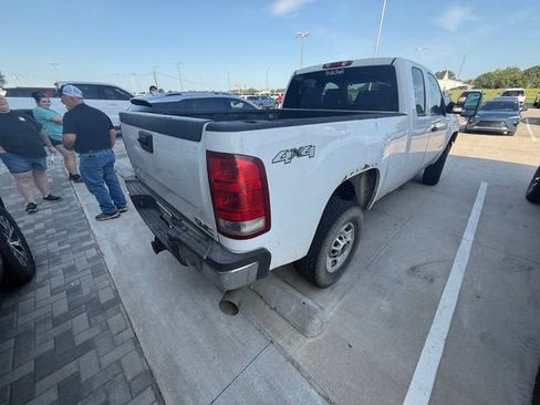 Used 2013 GMC Sierra 2500 W/T AWD/4WD image 3