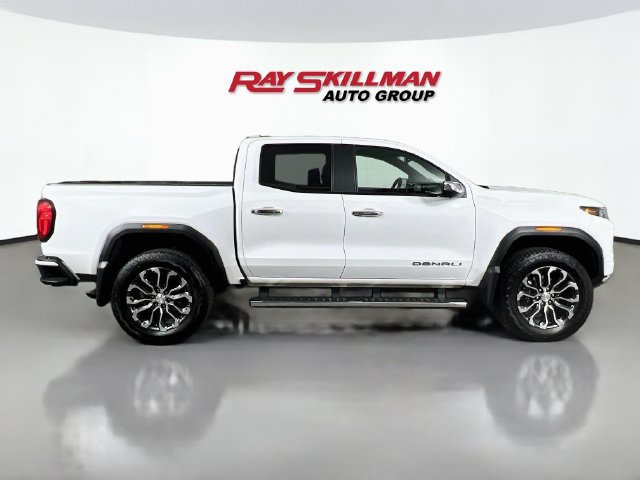 Used 2025 GMC Canyon Denali AWD/4WD image 8