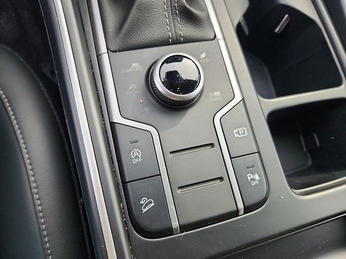 Certified 2022 Kia Sorento S image 25