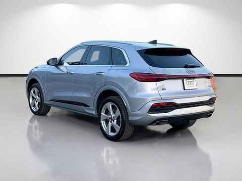 Used 2025 Audi Q5 Premium Plus w/ Premium Plus AWD/4WD image 5