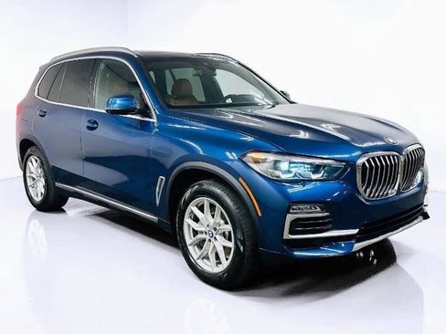 Used 2021 BMW X5 xDrive40i w/ Convenience Package AWD/4WD image 2