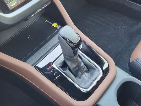 Used 2025 Subaru Forester Touring w/ Popular Package - Touring image 21