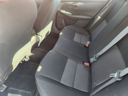 Used 2024 Nissan Sentra SV image 29