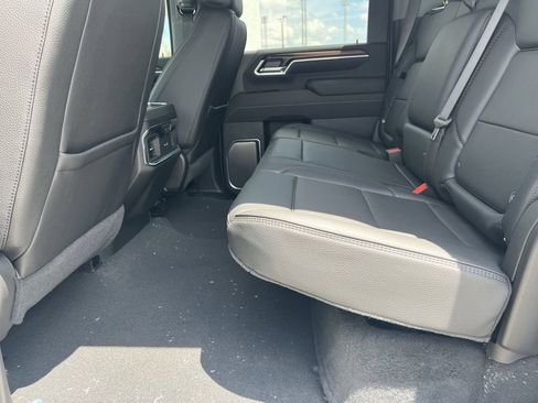 New 2026 GMC Sierra 3500 Denali w/ Denali Reserve Package AWD/4WD image 18