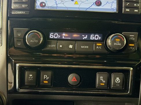 Used 2018 Nissan Titan Platinum Reserve w/ Platinum Utility Package AWD/4WD image 19
