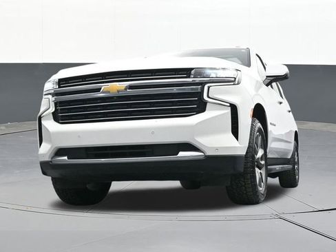 Used 2024 Chevrolet Suburban LT w/ LT Signature Package image 57