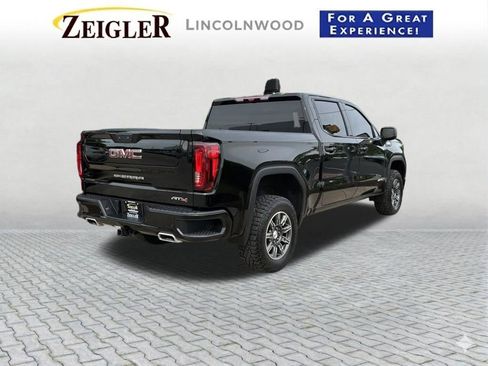 Used 2024 GMC Sierra 1500 AT4 w/ Technology Package AWD/4WD image 8