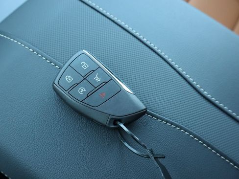New 2027 Chevrolet Traverse Z71 AWD/4WD image 35