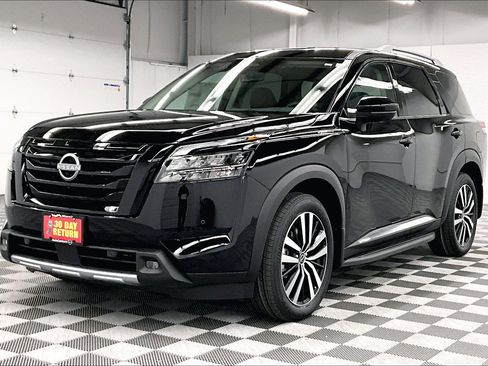 New 2025 Nissan Pathfinder Platinum w/ Lighting Package (N93) AWD/4WD image 3