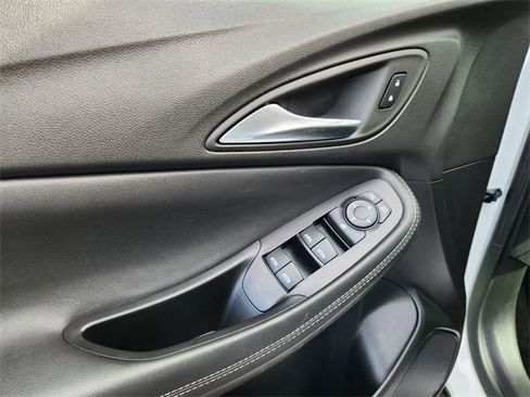 Used 2023 Buick Encore GX Preferred image 18