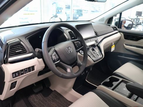 New 2026 Honda Odyssey Elite image 15