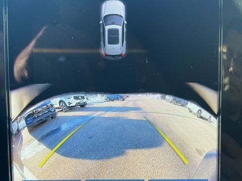 Certified 2025 Volvo XC40 B5 Core image 18