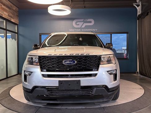 Used 2019 Ford Explorer Sport w/ Equipment Group 401A AWD/4WD image 8