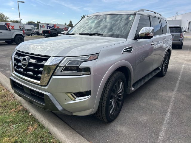 Used 2023 Nissan Armada Platinum AWD/4WD image 1