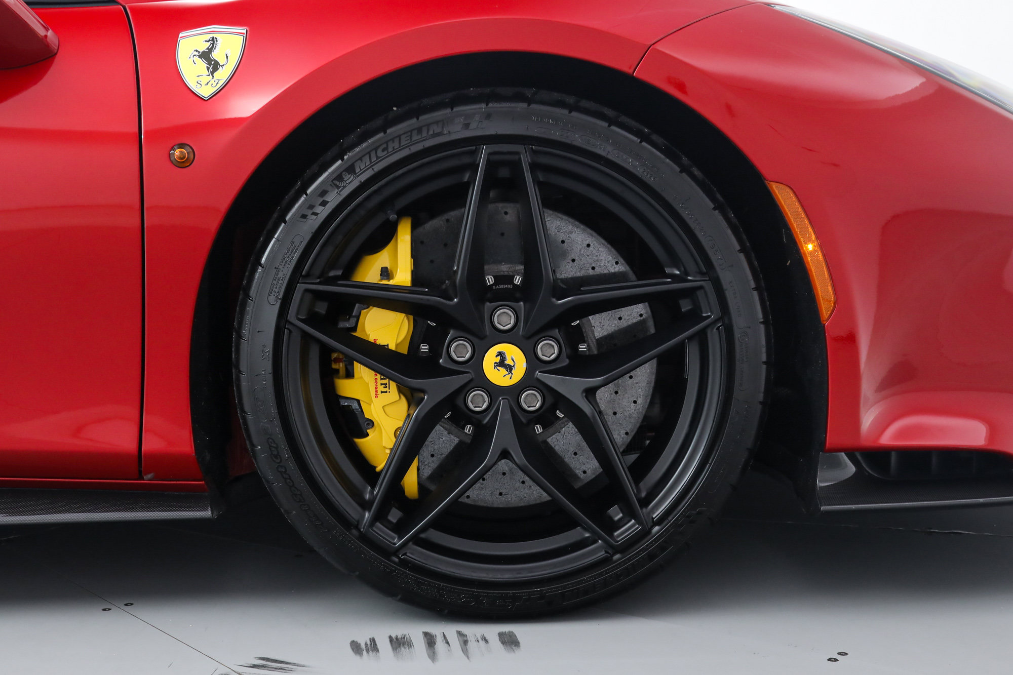 Certified 2020 Ferrari 488 Pista Spider RWD image 45