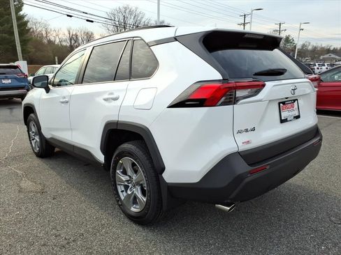 New 2025 Toyota RAV4 XLE image 7