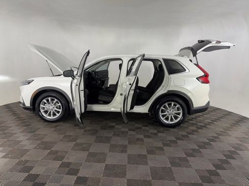 Used 2024 Honda CR-V EX image 9
