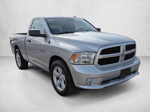Used 2015 RAM 1500 Express image 3
