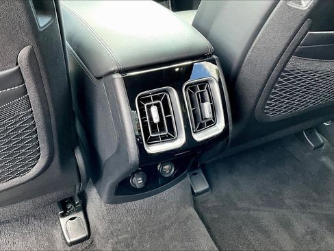Certified 2023 Kia Sorento SX AWD/4WD image 10
