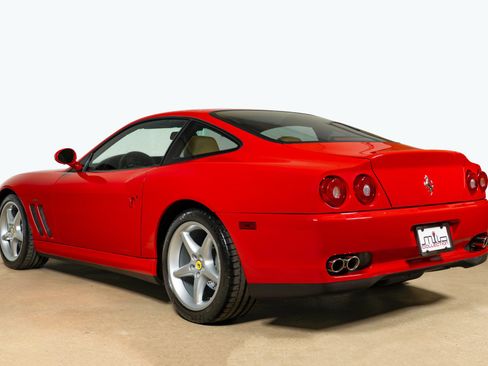 Used 1999 Ferrari 550 Maranello Coupe RWD image 10