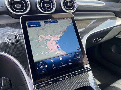 Used 2024 Mercedes-Benz CLE 300 4MATIC Cabriolet image 27